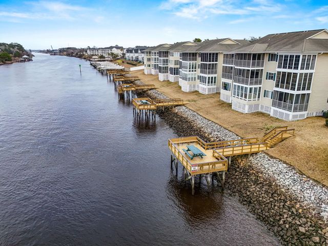 201 Landing Rd Apt E, North Myrtle Beach, SC 29582