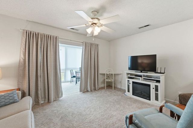 201 Landing Rd Apt E, North Myrtle Beach, SC 29582