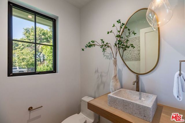 12136 Havelock Avenue, Culver City, CA 90230