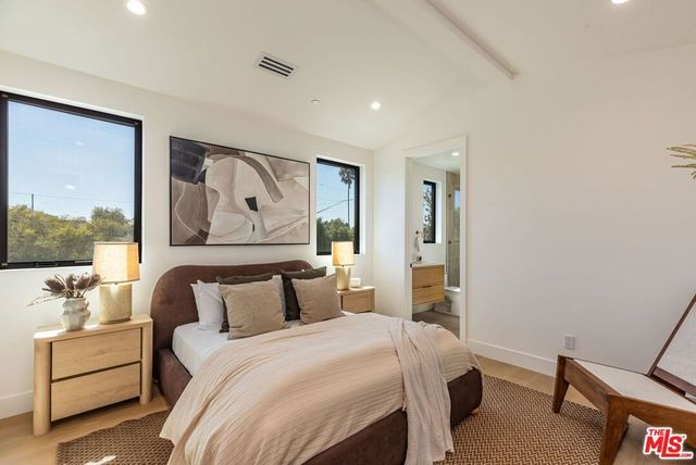 12136 Havelock Avenue, Culver City, CA 90230
