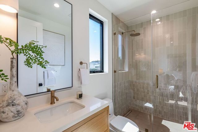 12136 Havelock Avenue, Culver City, CA 90230