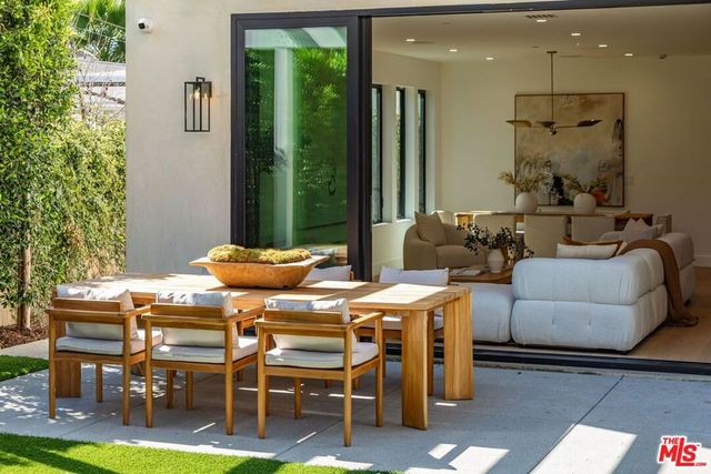 12136 Havelock Avenue, Culver City, CA 90230