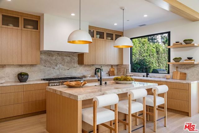 12136 Havelock Avenue, Culver City, CA 90230