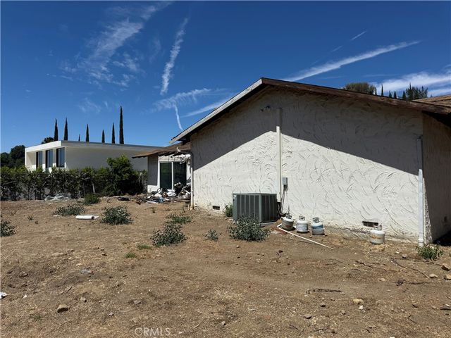 11428 Dona Pegita Drive, Studio City, CA 91604