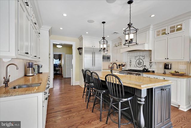 518 NEWTOWN RD, Berwyn, PA 19312