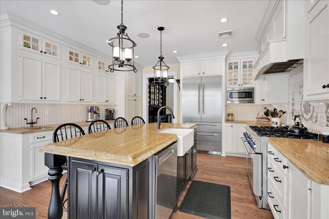 518 NEWTOWN RD, Berwyn, PA 19312