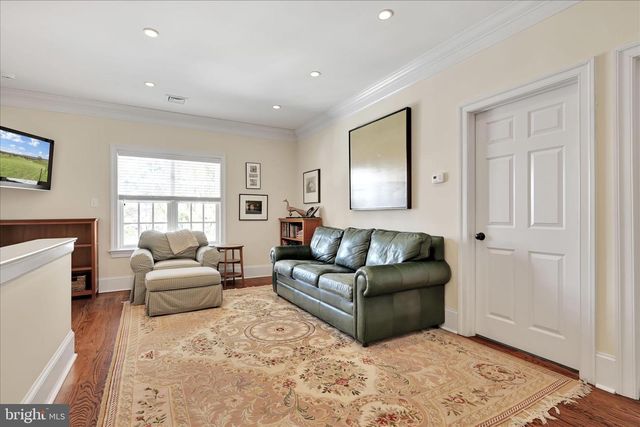 518 NEWTOWN RD, Berwyn, PA 19312