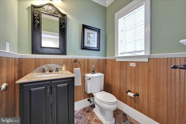 518 NEWTOWN RD, Berwyn, PA 19312