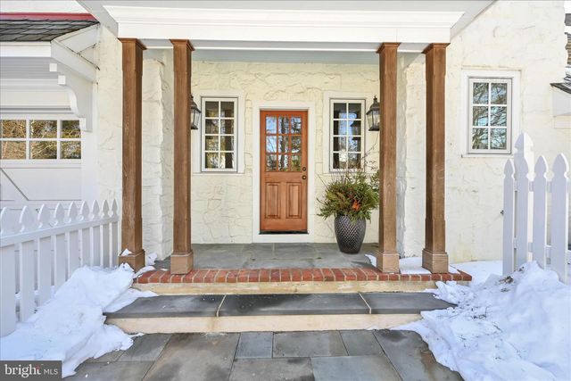 518 NEWTOWN RD, Berwyn, PA 19312