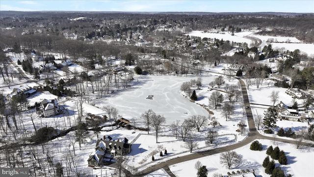 518 NEWTOWN RD, Berwyn, PA 19312