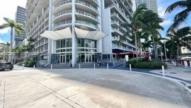 690 SW 1st Ct 1908, Miami, FL 33130