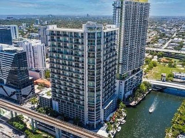 690 SW 1st Ct 1908, Miami, FL 33130
