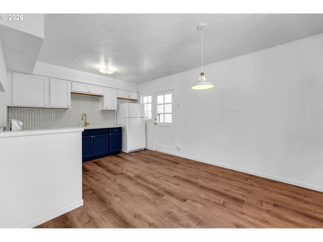 2907 E 29TH St, Vancouver, WA 98661