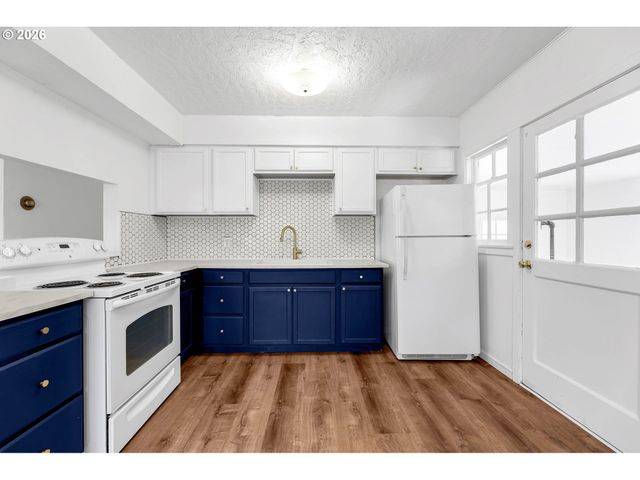 2907 E 29TH St, Vancouver, WA 98661
