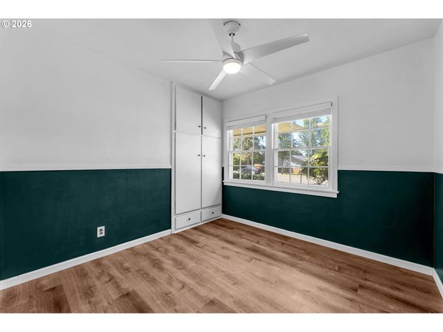 2907 E 29TH St, Vancouver, WA 98661
