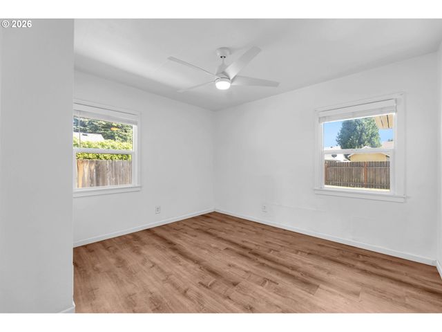 2907 E 29TH St, Vancouver, WA 98661