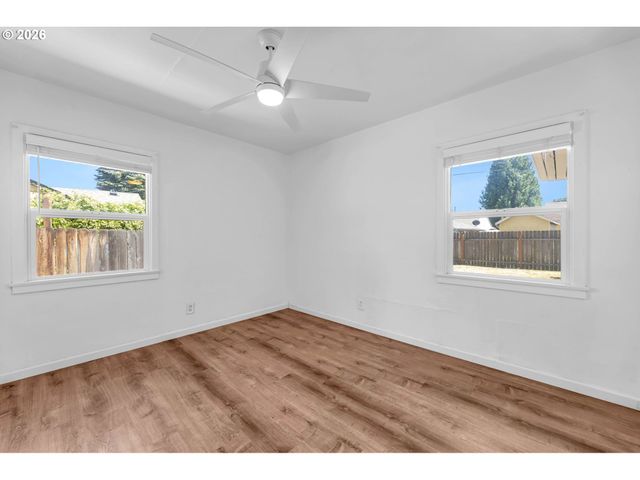 2907 E 29TH St, Vancouver, WA 98661