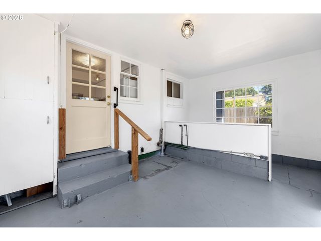 2907 E 29TH St, Vancouver, WA 98661
