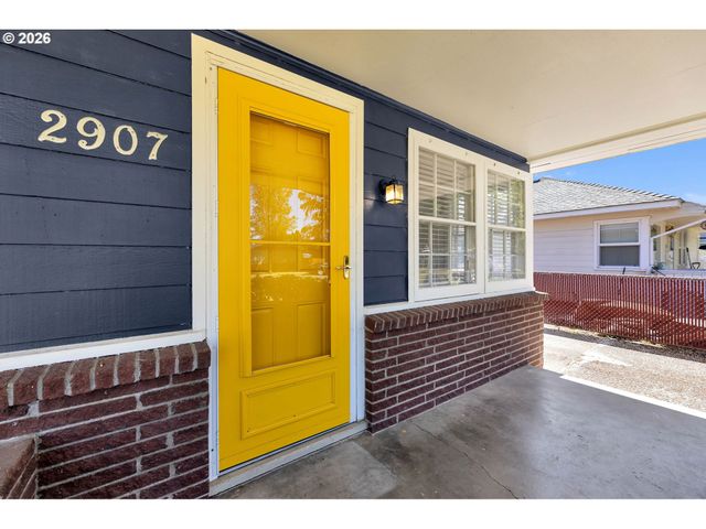 2907 E 29TH St, Vancouver, WA 98661