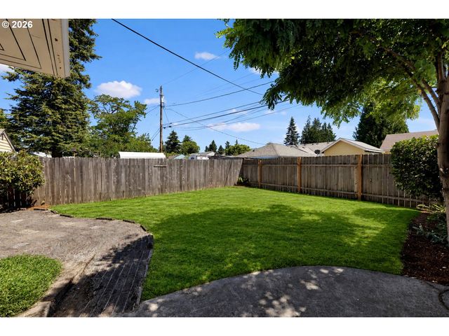 2907 E 29TH St, Vancouver, WA 98661