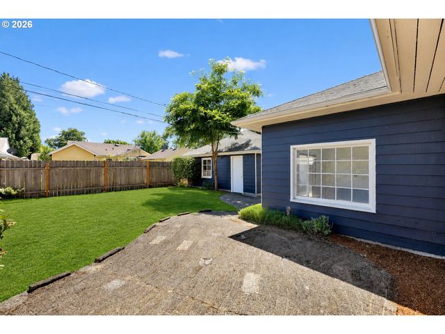 2907 E 29TH St, Vancouver, WA 98661