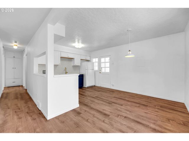 2907 E 29TH St, Vancouver, WA 98661