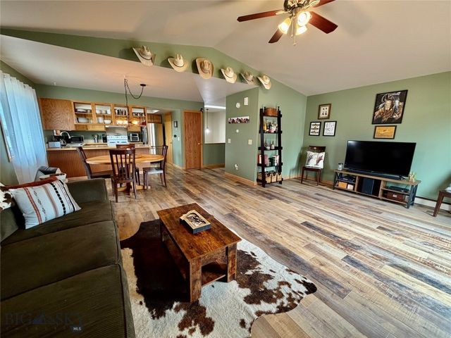 10 Ramshorn Street, Dillon, MT 59725