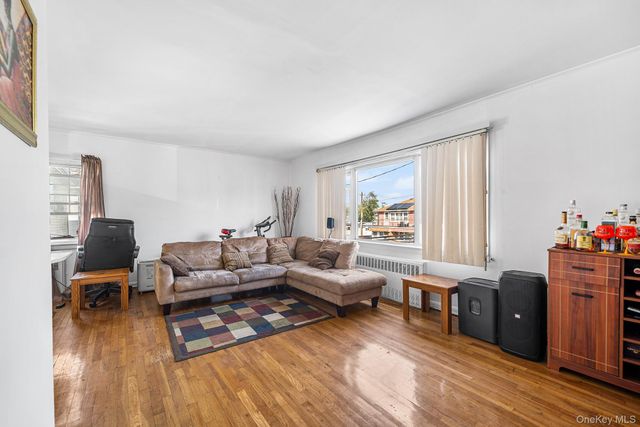 2711 Deerfield Road, Far Rockaway, NY 11691