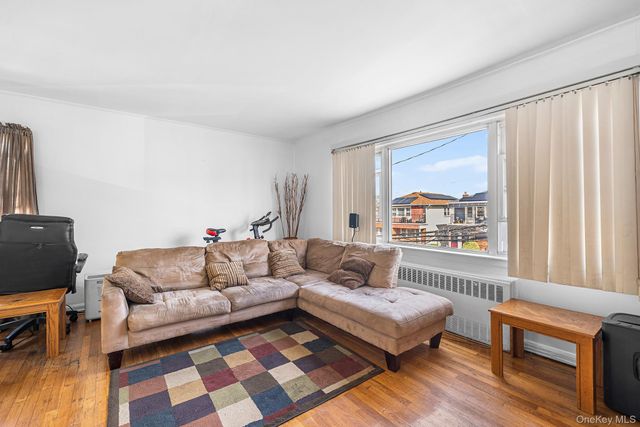 2711 Deerfield Road, Far Rockaway, NY 11691