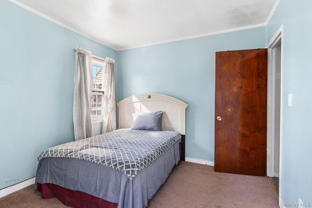 2711 Deerfield Road, Far Rockaway, NY 11691