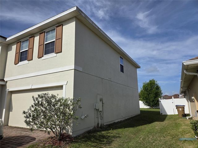 5040 BEAUCLAIR STREET, Kissimmee, FL 34758