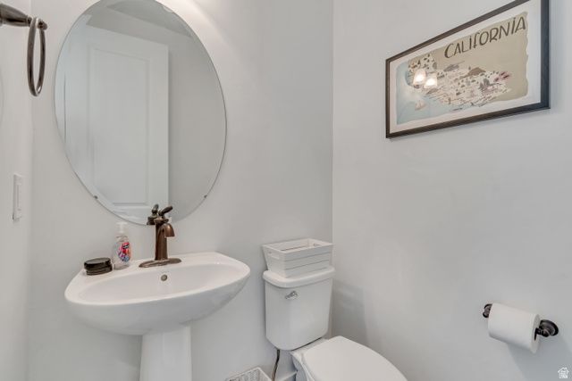 7649 S LIND LN, Midvale, UT 84047