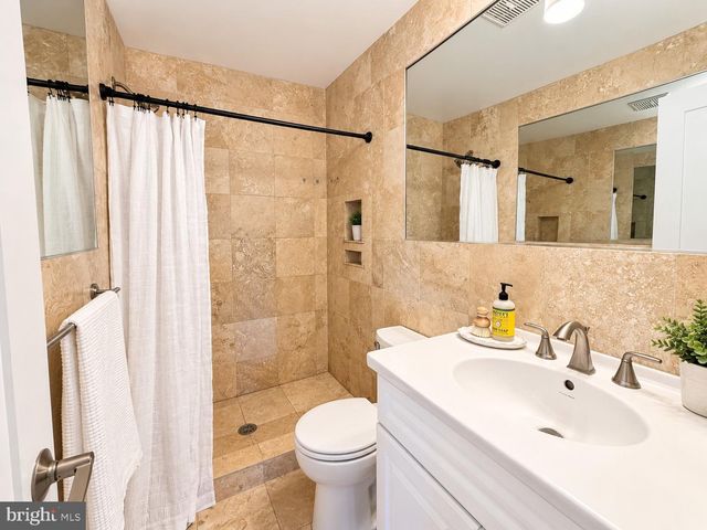 3305 SPRING LN, Falls Church, VA 22041