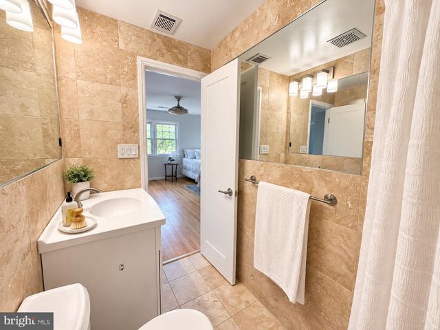 3305 SPRING LN, Falls Church, VA 22041