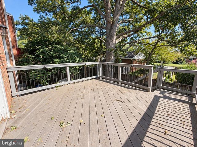 3305 SPRING LN, Falls Church, VA 22041
