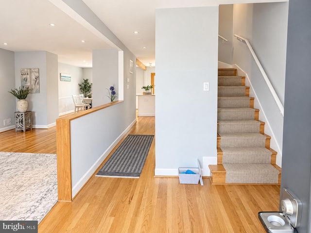 3305 SPRING LN, Falls Church, VA 22041