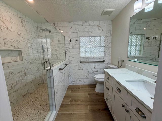 301 S SEMINOLE AVENUE, Minneola, FL 34715