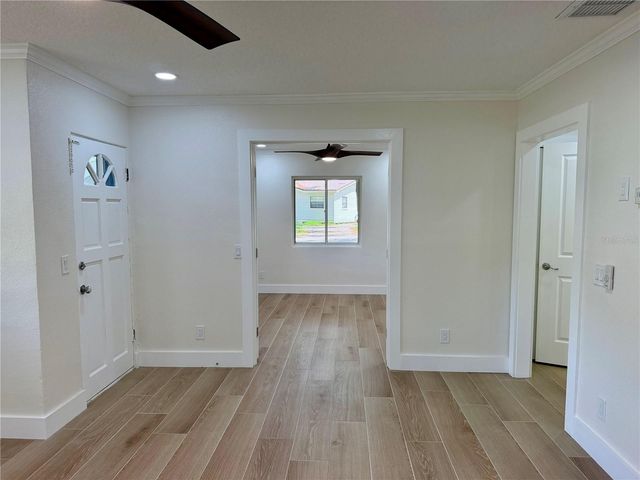 301 S SEMINOLE AVENUE, Minneola, FL 34715