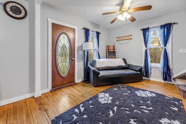 115 W Warren Street, Dresser, WI 54001