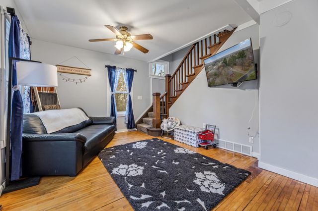 115 W Warren Street, Dresser, WI 54001