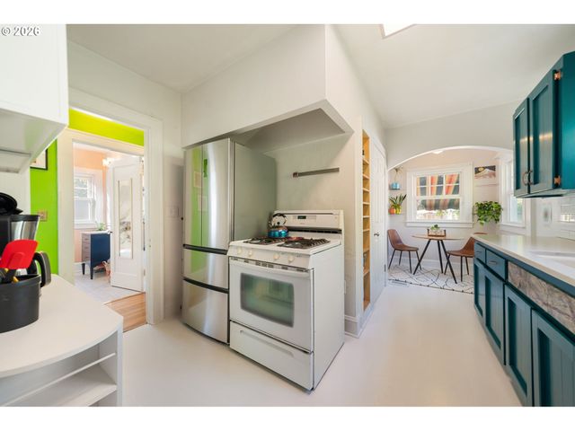 4115 Se GLADSTONE St, Portland, OR 97202