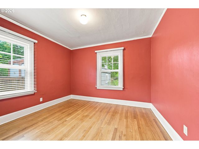 4115 Se GLADSTONE St, Portland, OR 97202