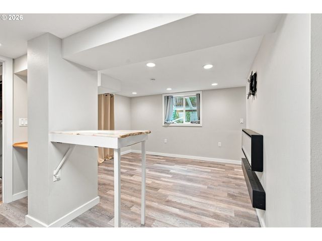 4115 Se GLADSTONE St, Portland, OR 97202