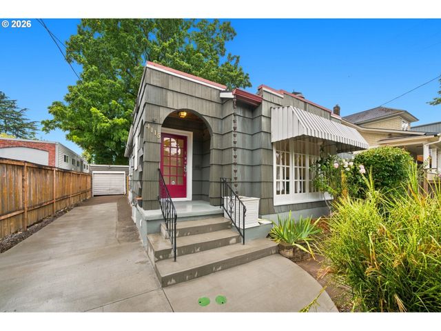 4115 Se GLADSTONE St, Portland, OR 97202