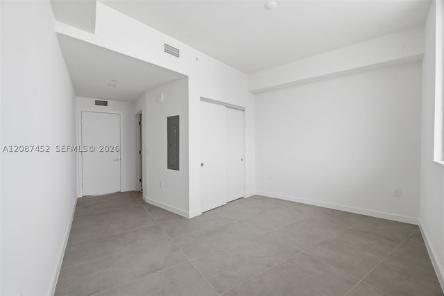 1400 Biscayne Blvd 3803, Miami, FL 33132