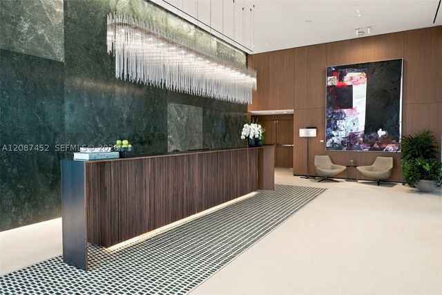 1400 Biscayne Blvd 3803, Miami, FL 33132