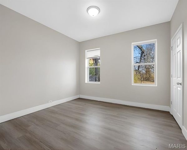 5437 Page Boulevard, St Louis, MO 63112