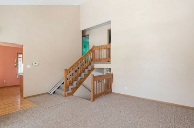 3708 Pebble Creek, Mchenry, IL 60050