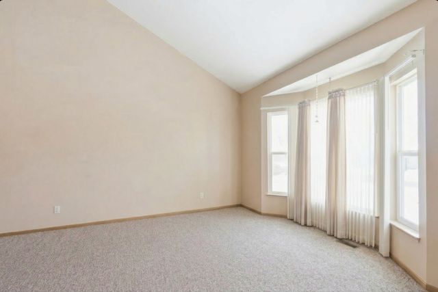 3708 Pebble Creek, Mchenry, IL 60050