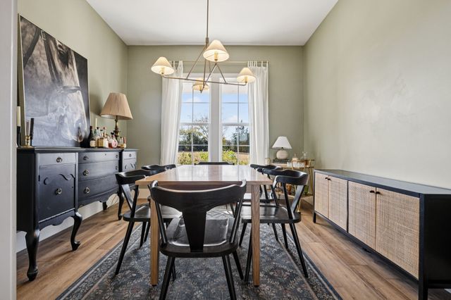 890 Hackberry Ln, Nunnelly, TN 37137